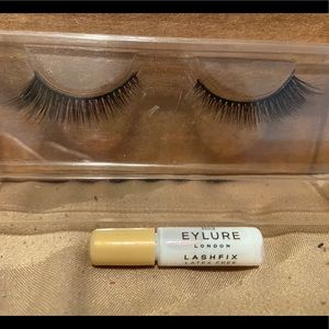 Eyelashes